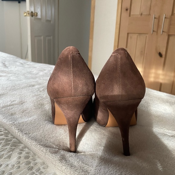 Talbots Heels 👠 - Picture 4 of 5